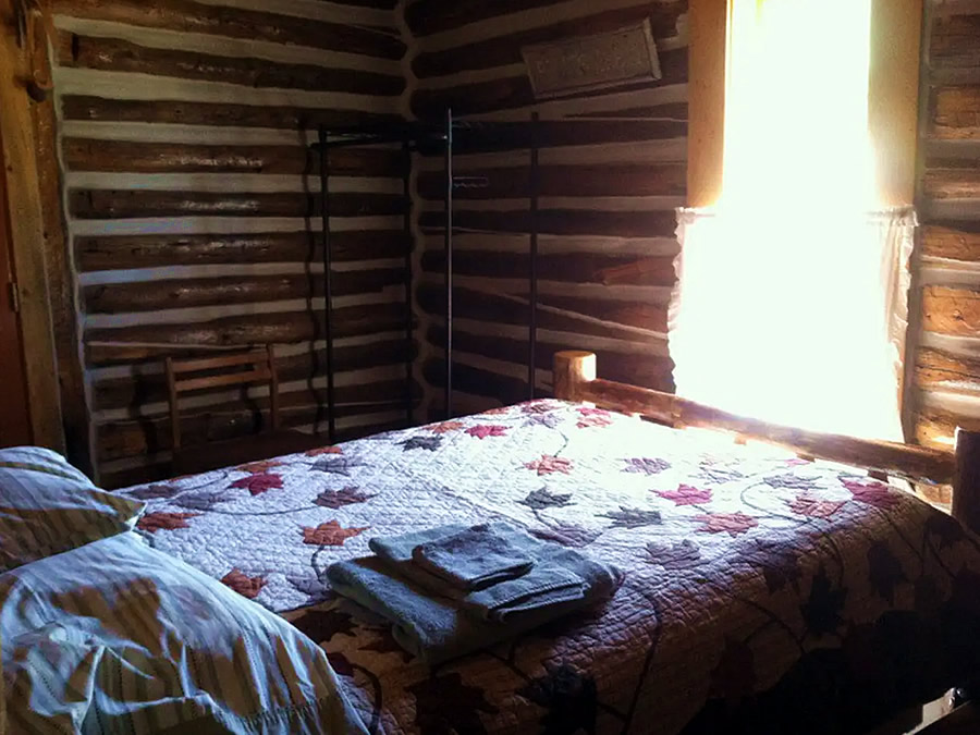 Gothberg Ranch Bunkhouse Lodging 6
